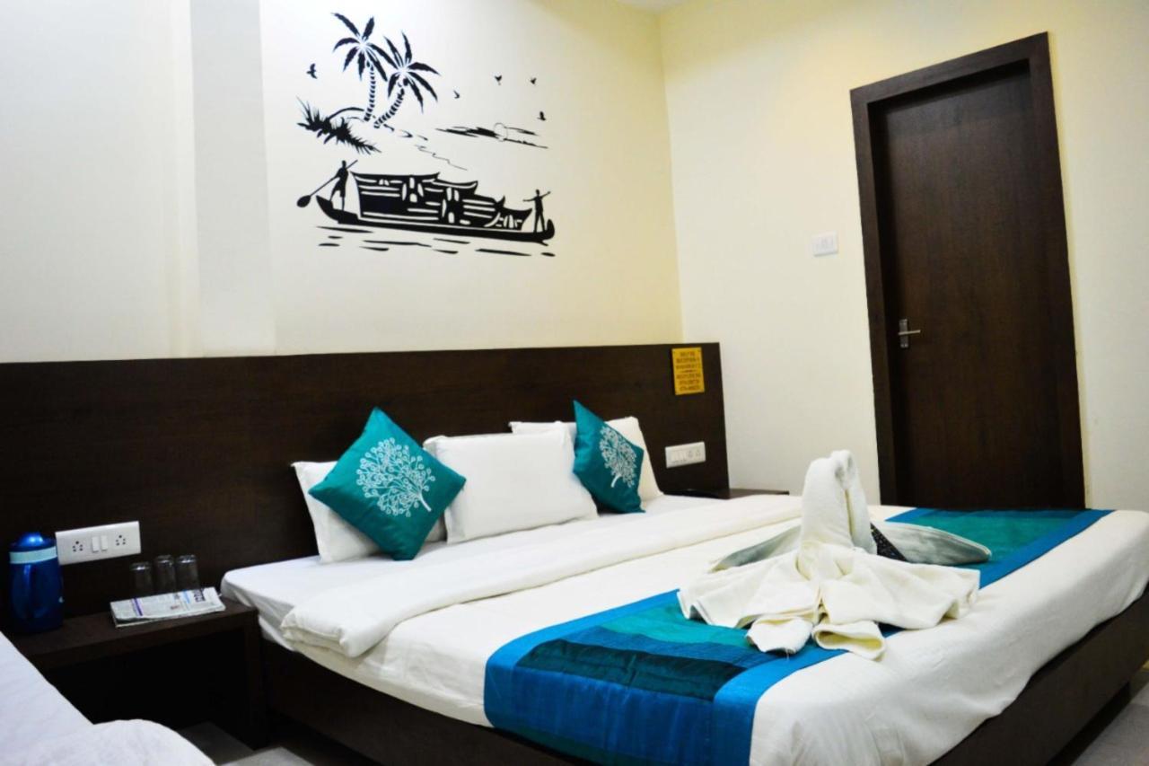 Hotel Satyug Ujjain Ngoại thất bức ảnh