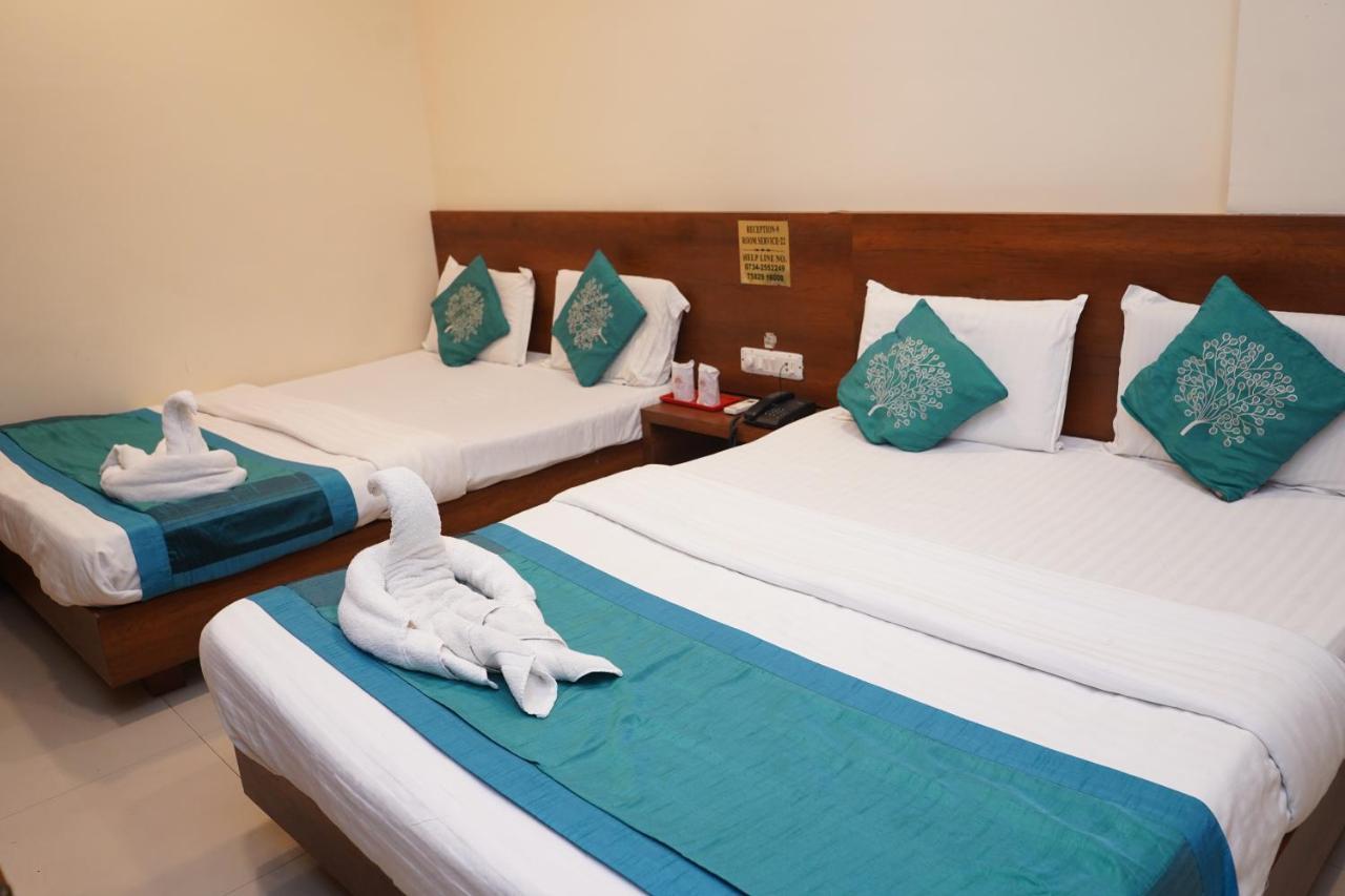 Hotel Satyug Ujjain Ngoại thất bức ảnh