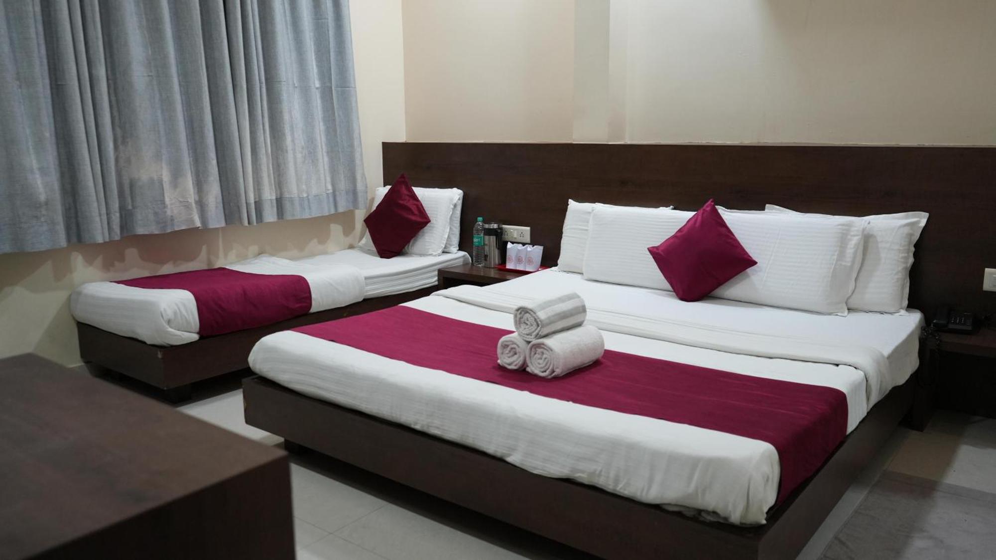 Hotel Satyug Ujjain Ngoại thất bức ảnh