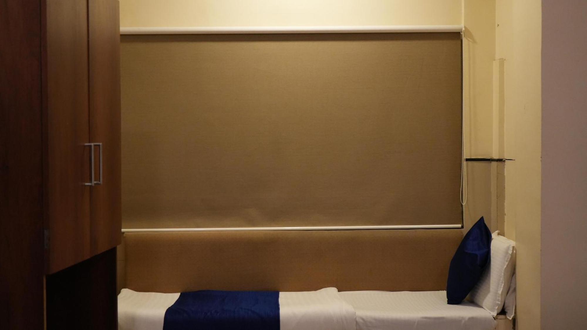 Hotel Satyug Ujjain Ngoại thất bức ảnh